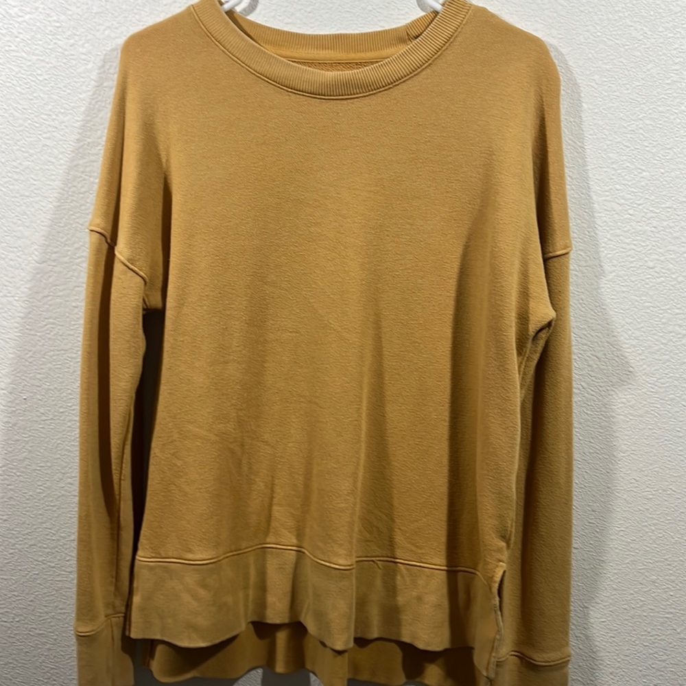 Time & Tru sweatshirt